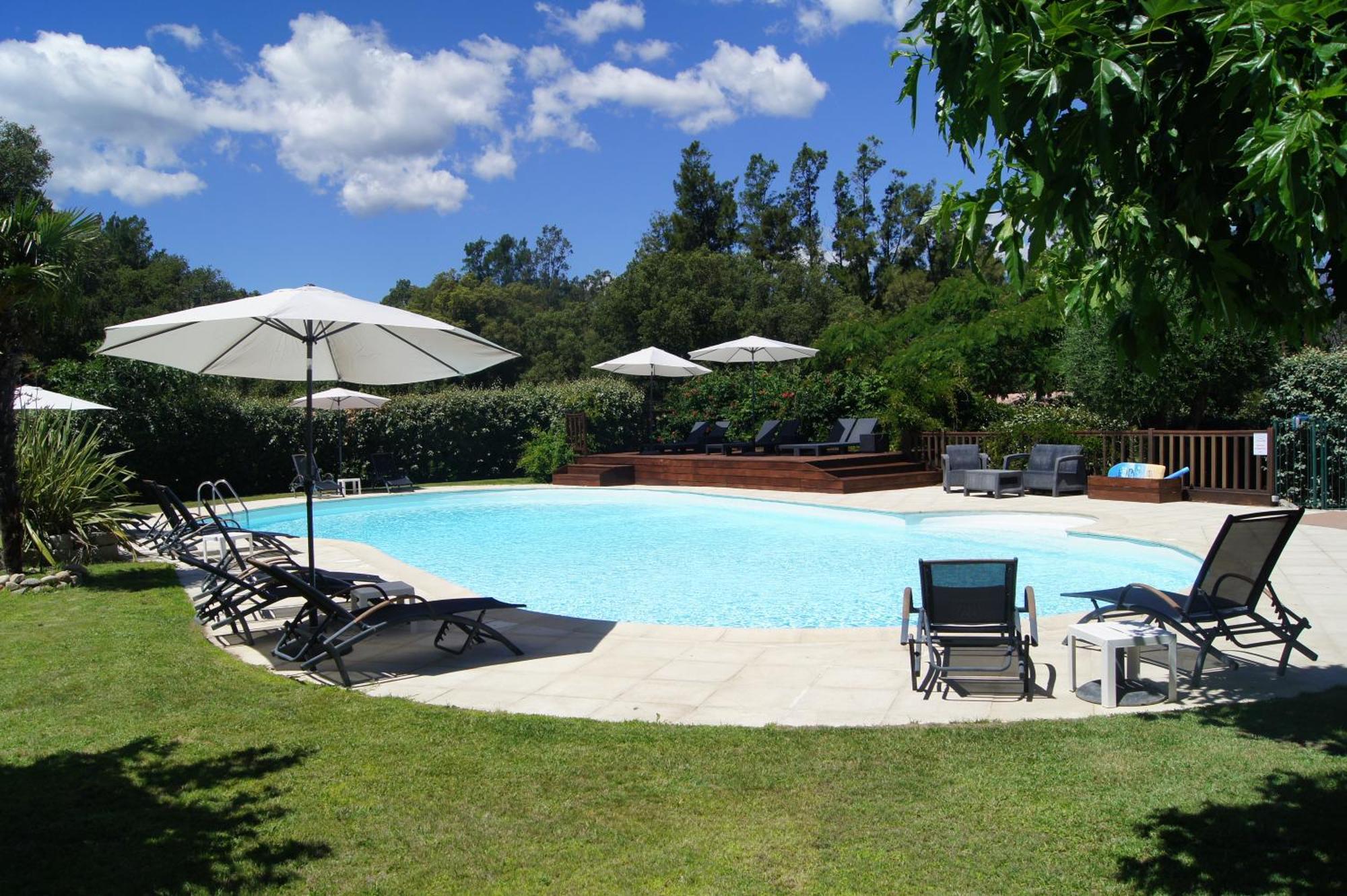 Residence Les Jardins De Sainte-Lucie "Piscine Chauffee" 外观 照片