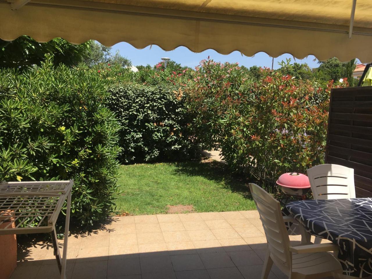 Residence Les Jardins De Sainte-Lucie "Piscine Chauffee" 外观 照片